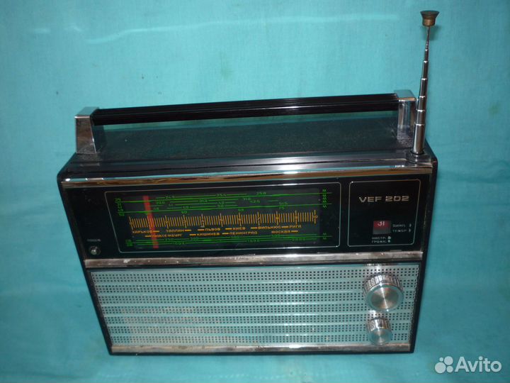 Линейка приемников и магнитол VEF и запчасти к ним