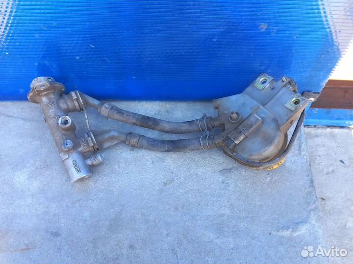 Бачок тормозной жидкости с цилиндром nissan tino