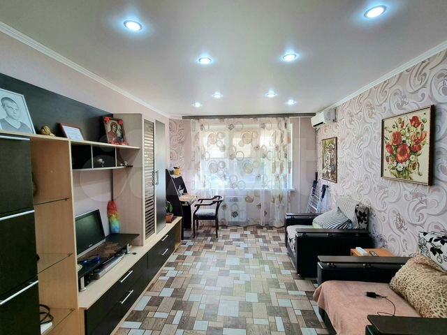 2-к. квартира, 55 м², 2/9 эт.