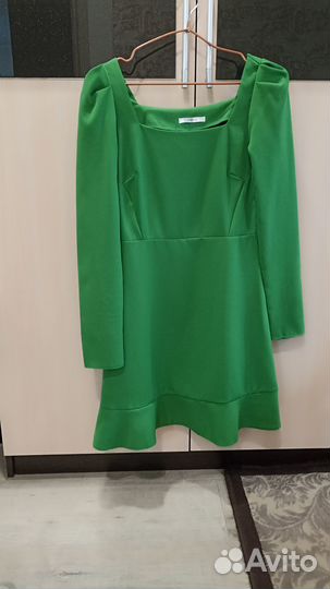 Платье новое 42р