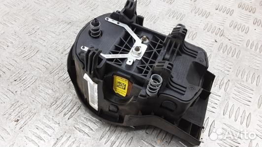 Подушка безопасности водителя nissan navara D40 (8