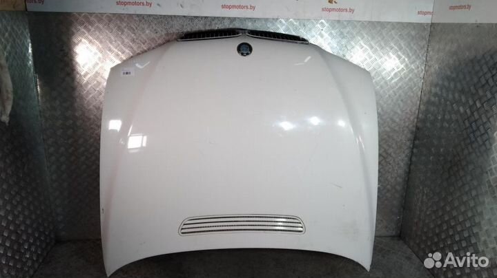 Капот BMW 7-Series