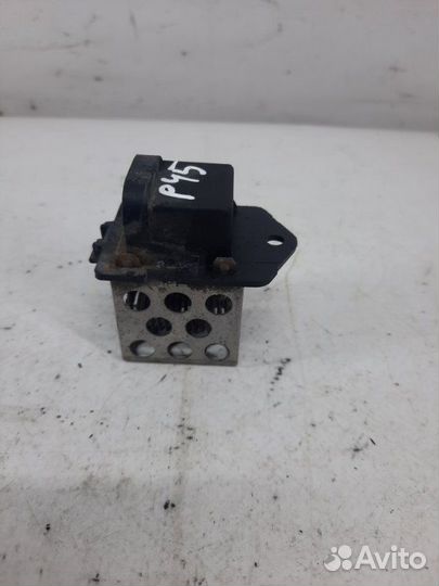 Сопротивление вентилятора охлаждения Nissan Note