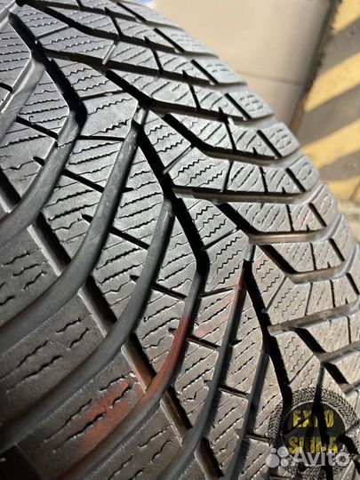 Yokohama W.Drive V905 275/45 R20