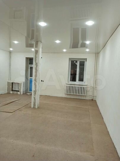 Торговая площадь, 52 м²