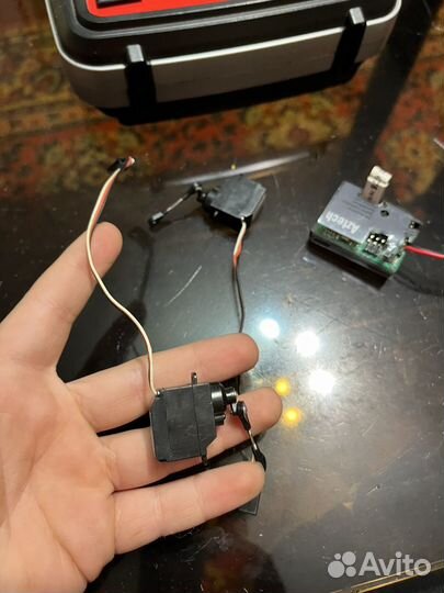 Пульт длЯ радиоуправляемых моделей