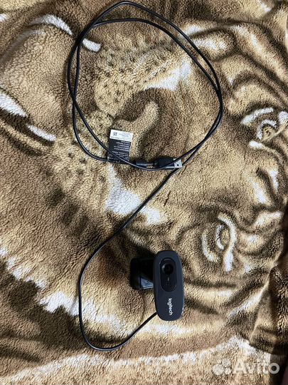 Веб камера Logitech c270