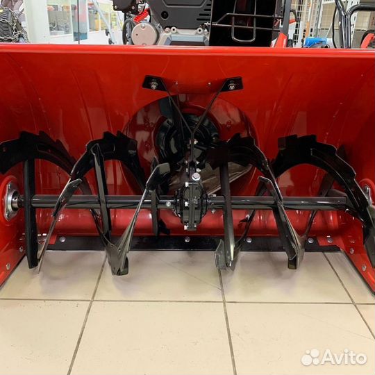 Снегоуборщик DDE ST 1387 LET гусеничный