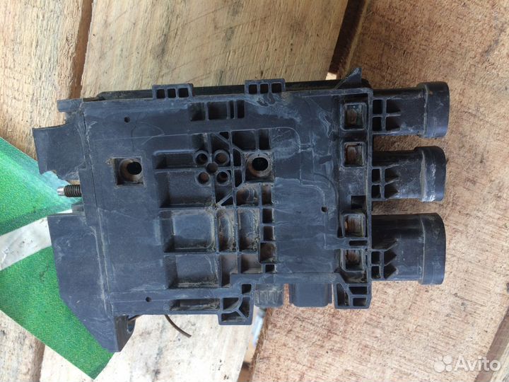 Блок отключения акб Renault Fluence, Megane 3