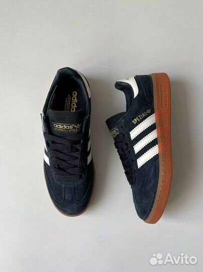 Adidas spezial