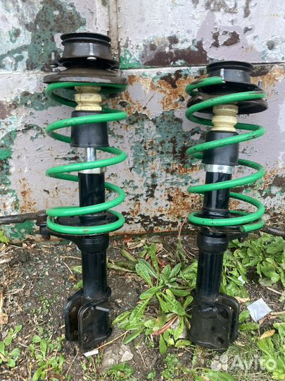 Передние стойки в сборе на ваз 2114