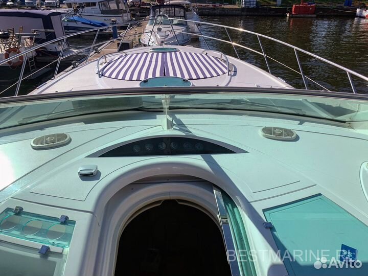 Моторная яхта Fairline Targa 52