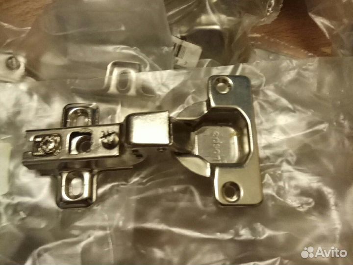 Петля для полунакладных дверей ен 1 08/105