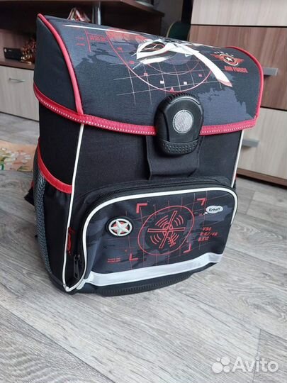 Рюкзак школьный,новый