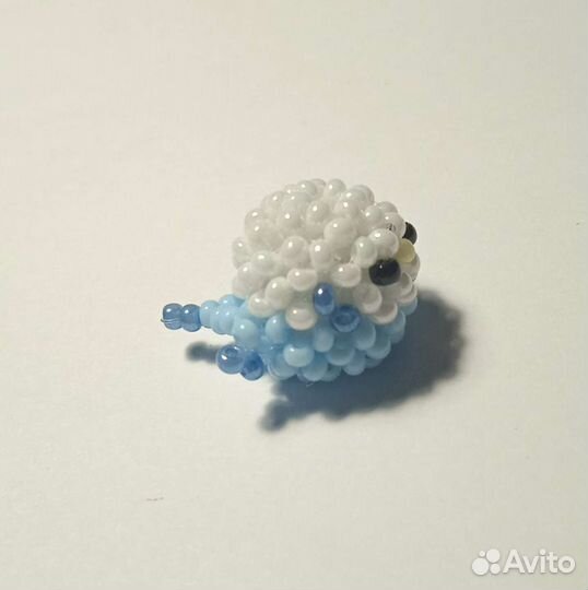 Птичка из бисера, ручная работа