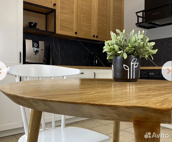 Стол круглый из дуба обеденный