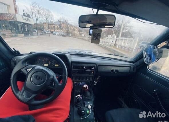 LADA 4x4 (Нива) 1.7 МТ, 2009, 100 000 км