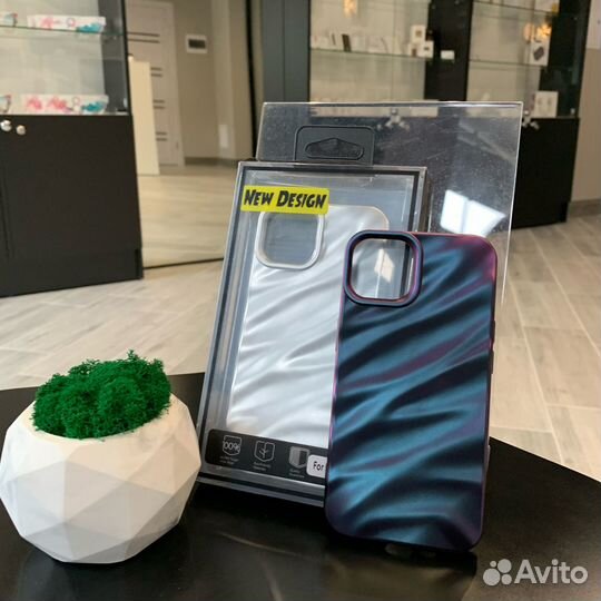 Чехол волнистый хамелеон для iPhone