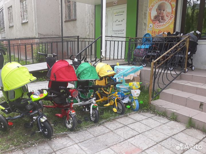 Новый велосипед -коляска с надувными колесами