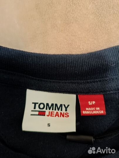 Tommy Hilfiger футболка новая