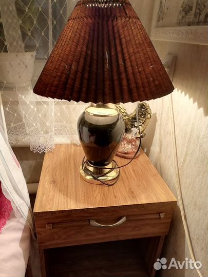 Лампа настольная