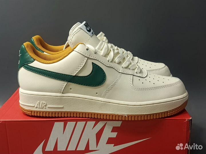 Кроссовки Nike air force 1