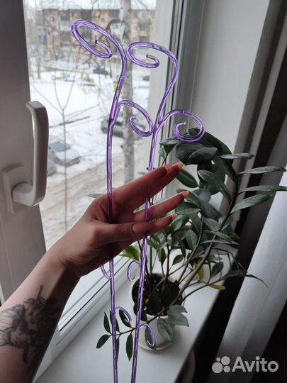 Держатель/опора для цветов