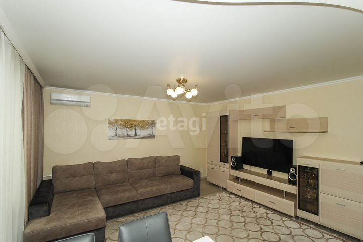 2-к. квартира, 59,8 м², 1/9 эт.