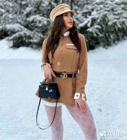 Костюм женский с юбкой