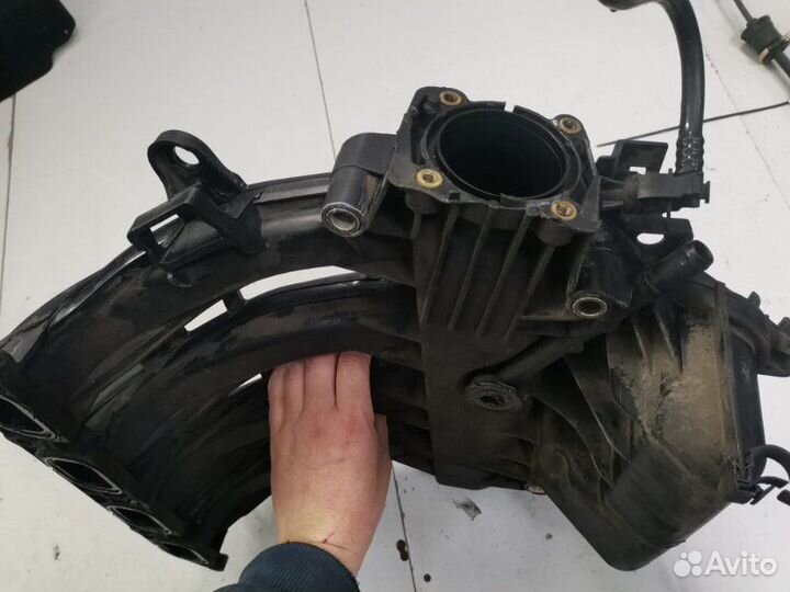 Коллектор впускной Renault Fluence седан K4MW839