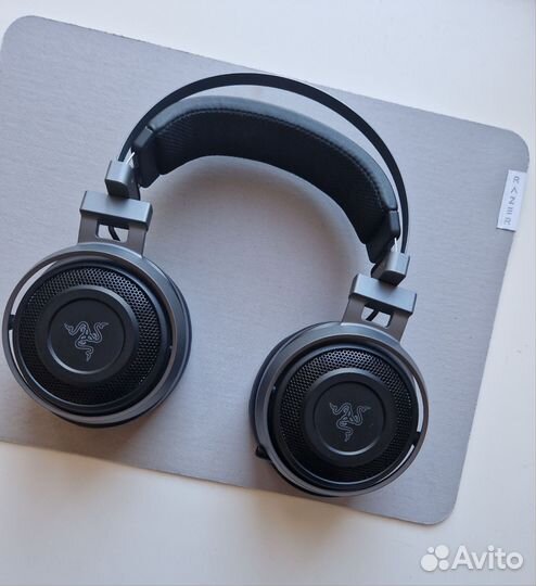 Наушники беспроводные Razer Nari Ultimate