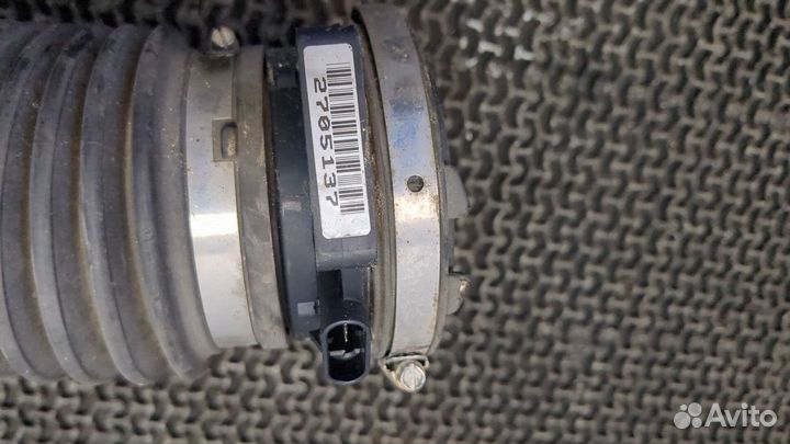 Резонатор воздушного фильтра Chevrolet Tahoe, 2001