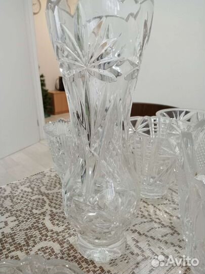 Хрустальные и стеклянные вазы
