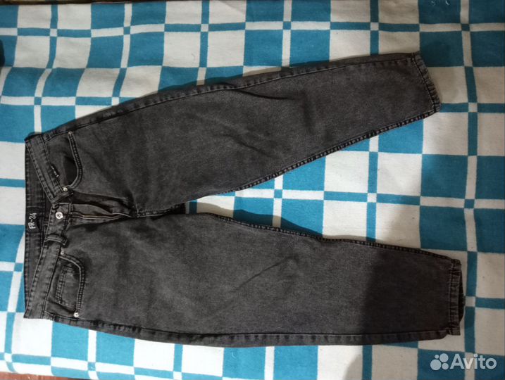 Брюки капри