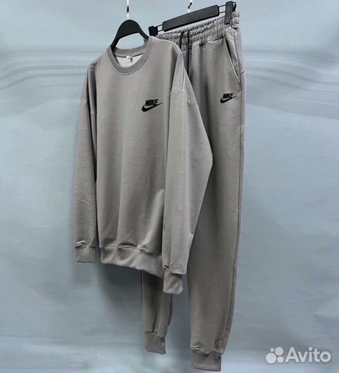 Костюм со свитшотом