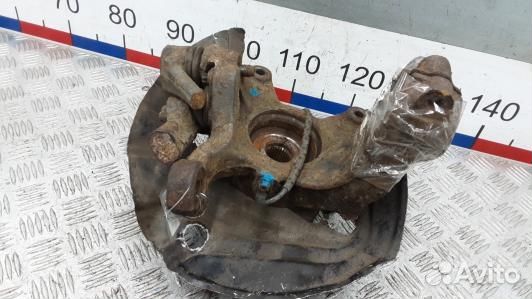 Ступица передняя левая BMW X3 E83 (9NI27N901)