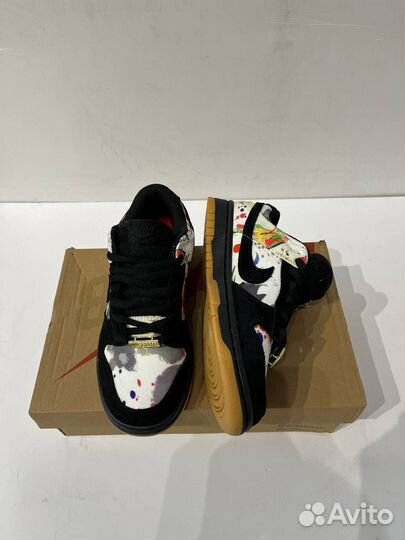 Nike Dunk Low x Supreme - Rammellizee