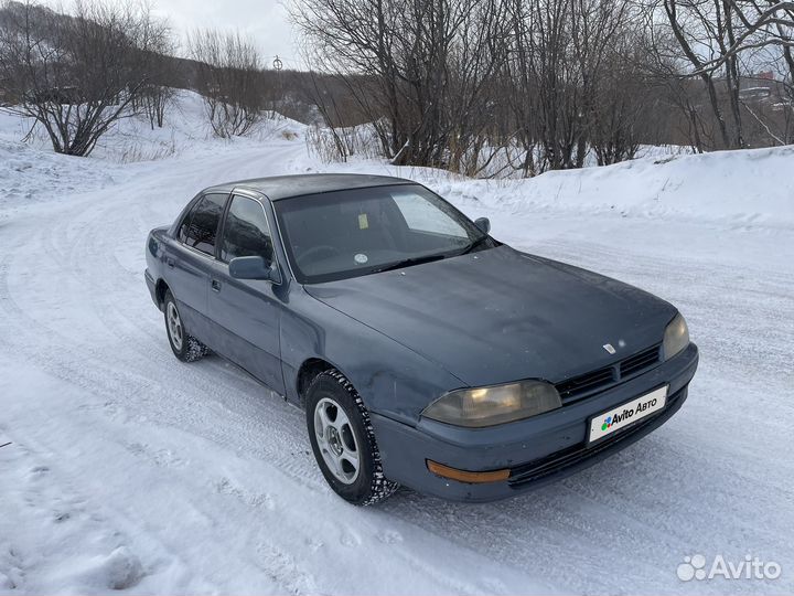 Toyota Camry 1.8 AT, 1993, 200 000 км