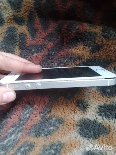 Мобильные телефоны бу iPhone 5