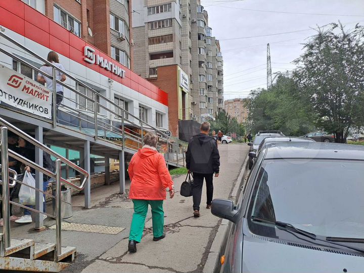 Торговое помещение 43.8 м² Димитрова / Солнечная