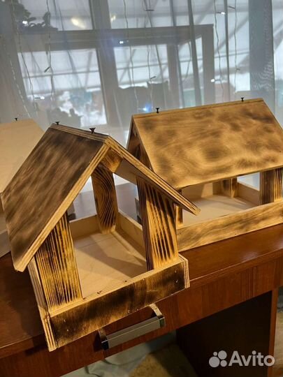 Кормушка для птиц