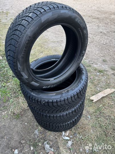 Pirelli Scorpion Ice Zero 2 225/55 R18