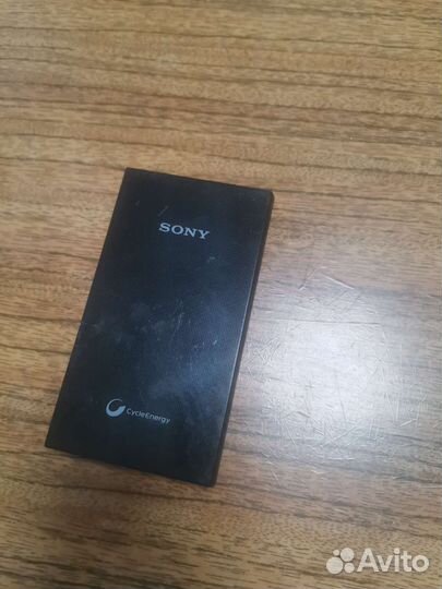 Портативный аккумулятор sony