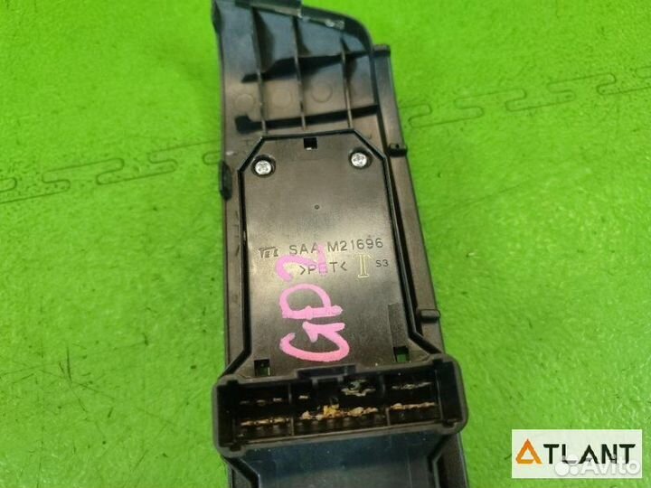 Блок упр. стеклоподьемниками передний правый honda