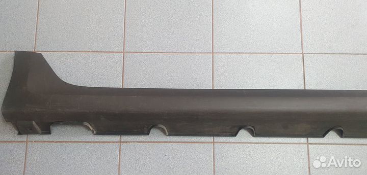 Накладка порога правого Kia Rio 4 X-Line / Киа Рио