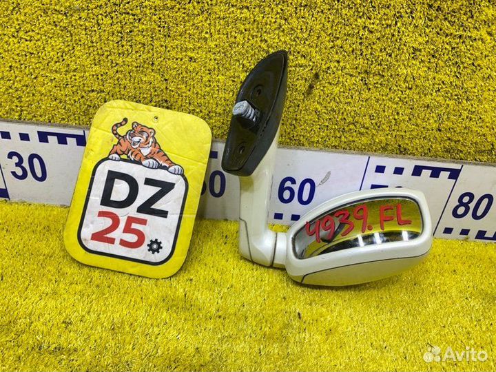 Зеркало заднего вида на крыло переднее левое