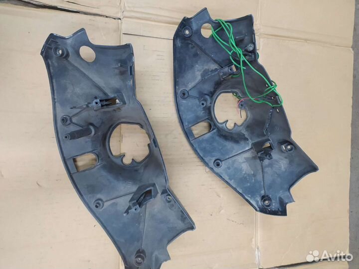 Пластик руля нижний Yamaha Axis 50/90