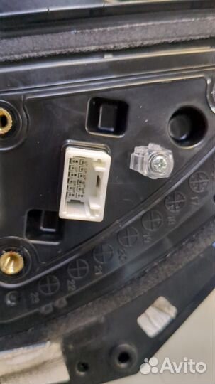 Зеркало боковое левое Hyundai Kona 2017