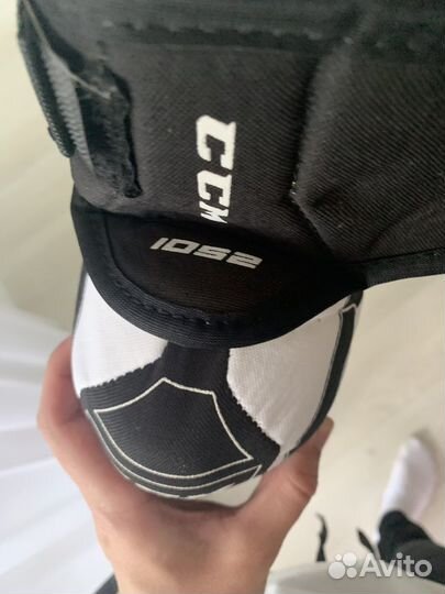 Налокотники ccm 1052 новые
