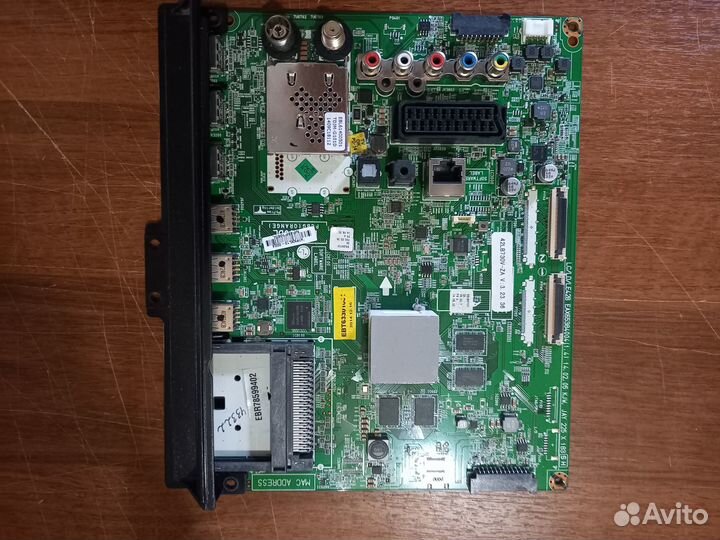 Разбор LG 42LB679V